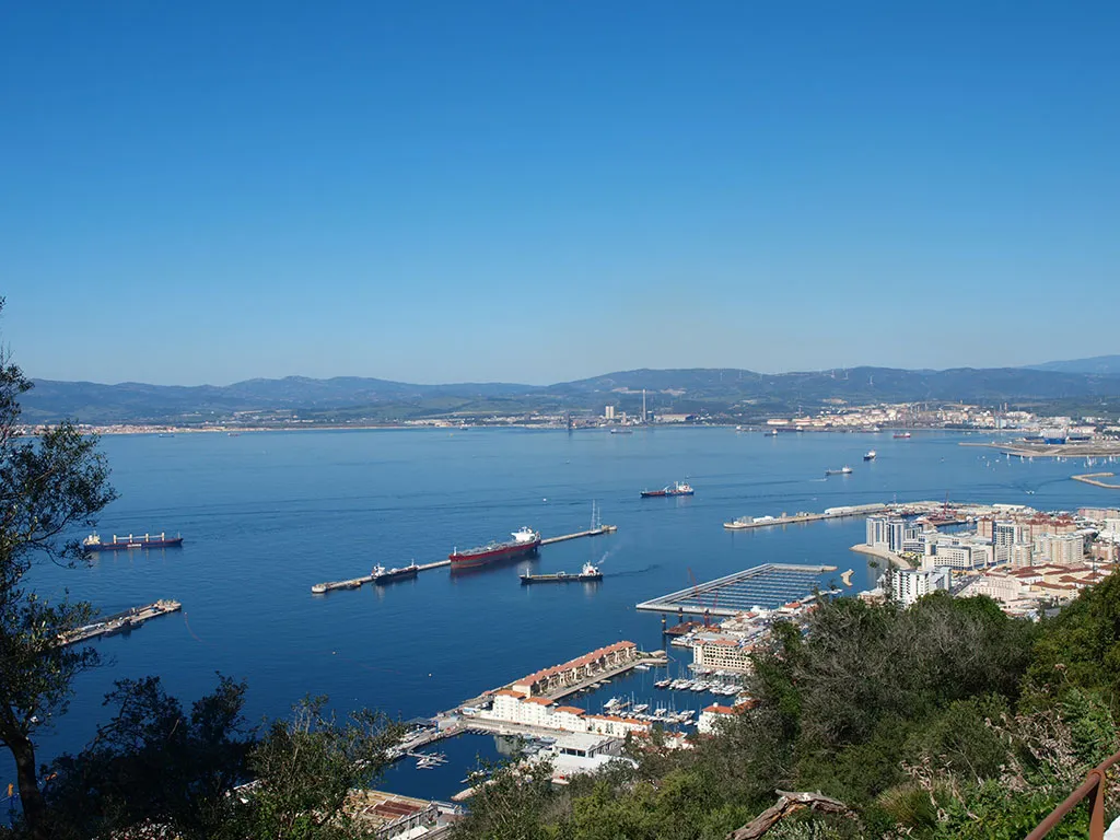 Operation Ursa Major begins in earnest - North and south moles at Gibraltar
